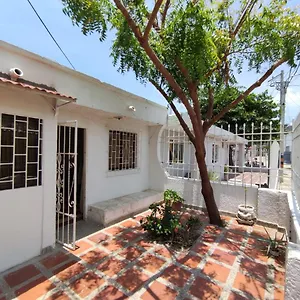 https://comodo-y-tranquilo-apartamento-para-tus-vacaciones.santamartahotels.net
